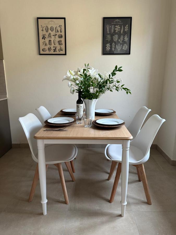 I Santi Apartments Лука Екстериор снимка