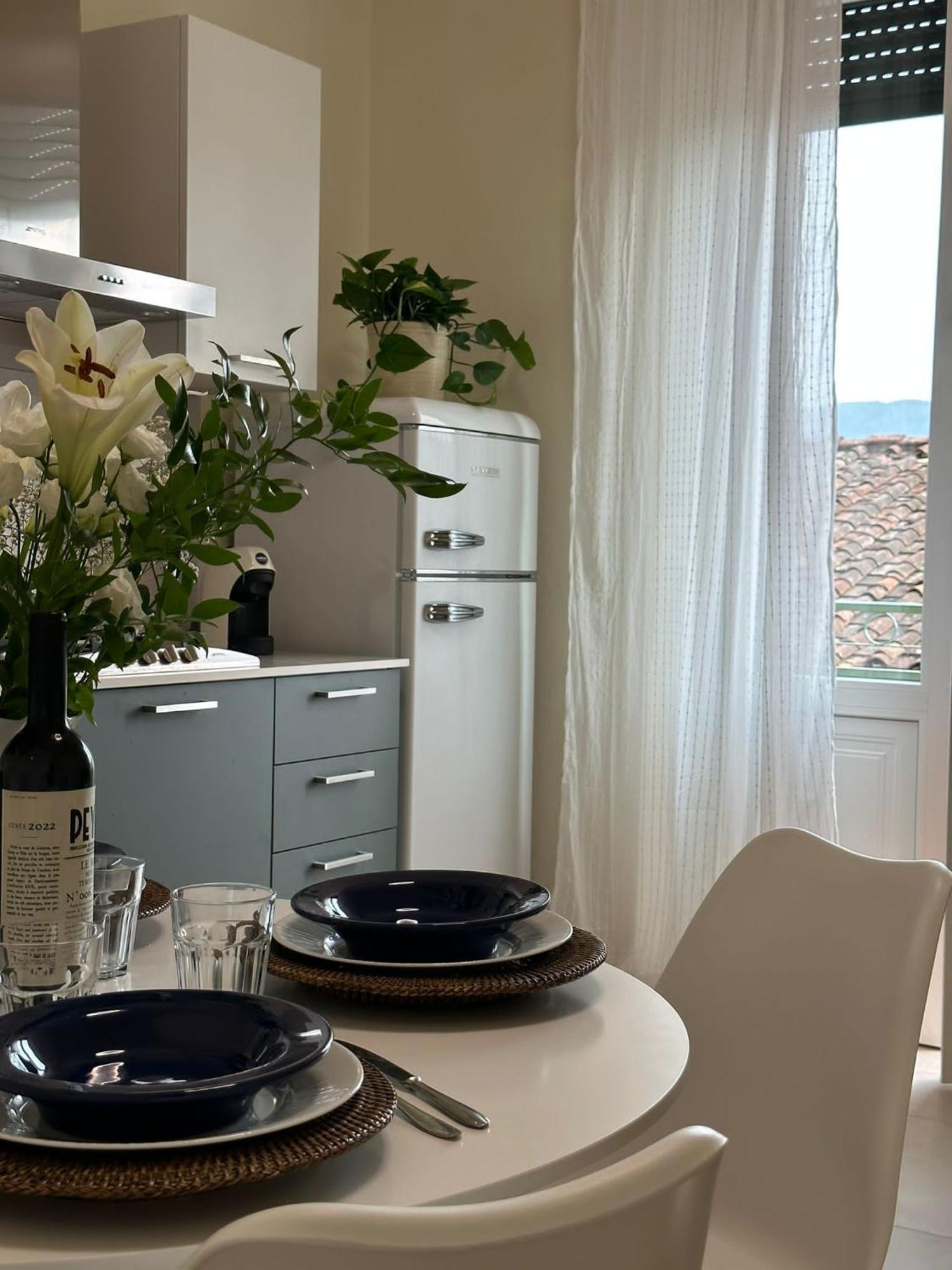 I Santi Apartments Лука Екстериор снимка