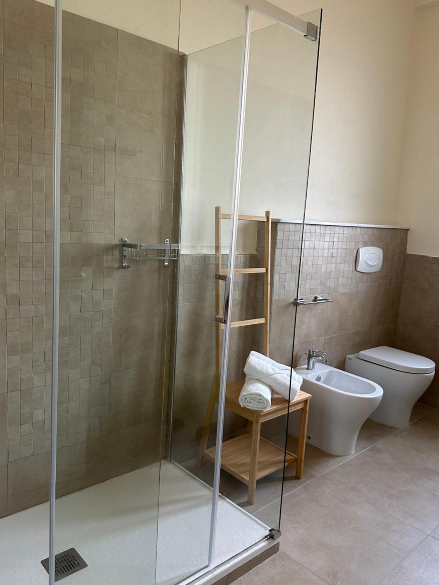 I Santi Apartments Лука Екстериор снимка